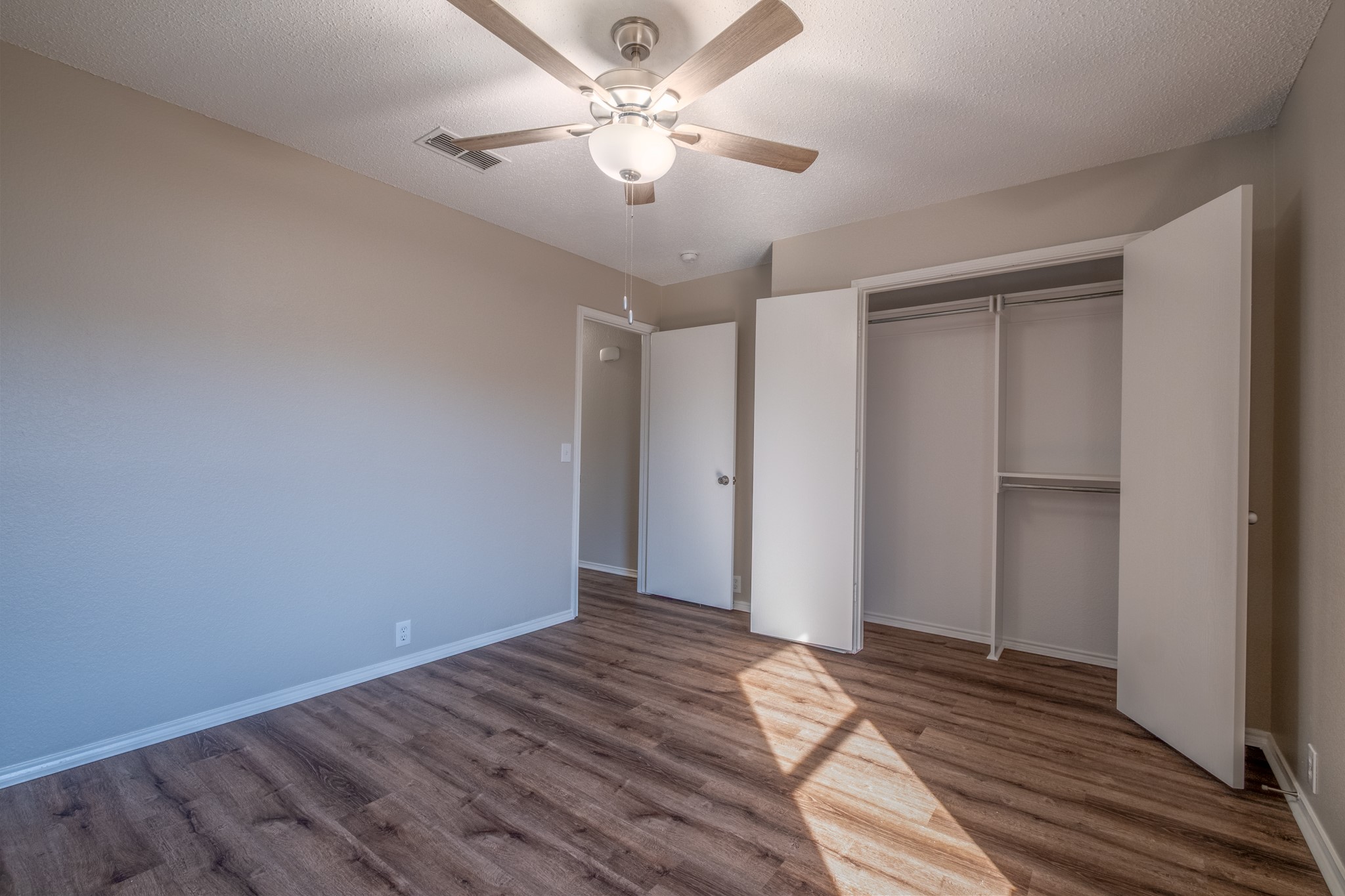 322 Thousand Oaks Drive Lake Dallas TX 75065