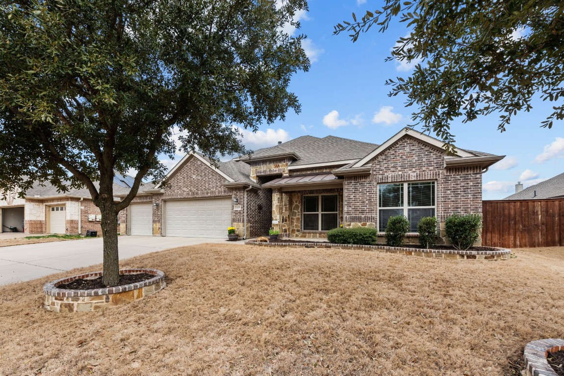 1109 Masquerade Drive Midlothian TX 76065