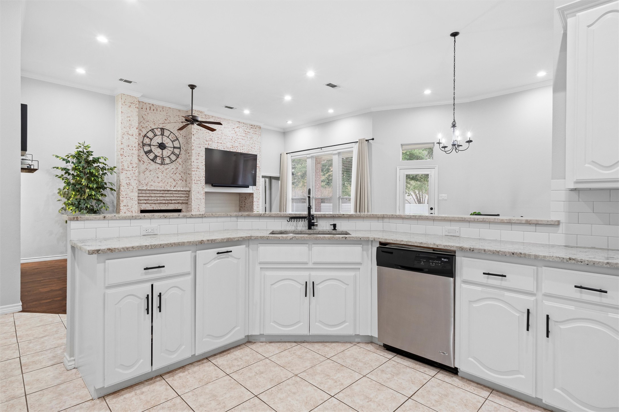 1429 Nettleton Drive Desoto TX 75115