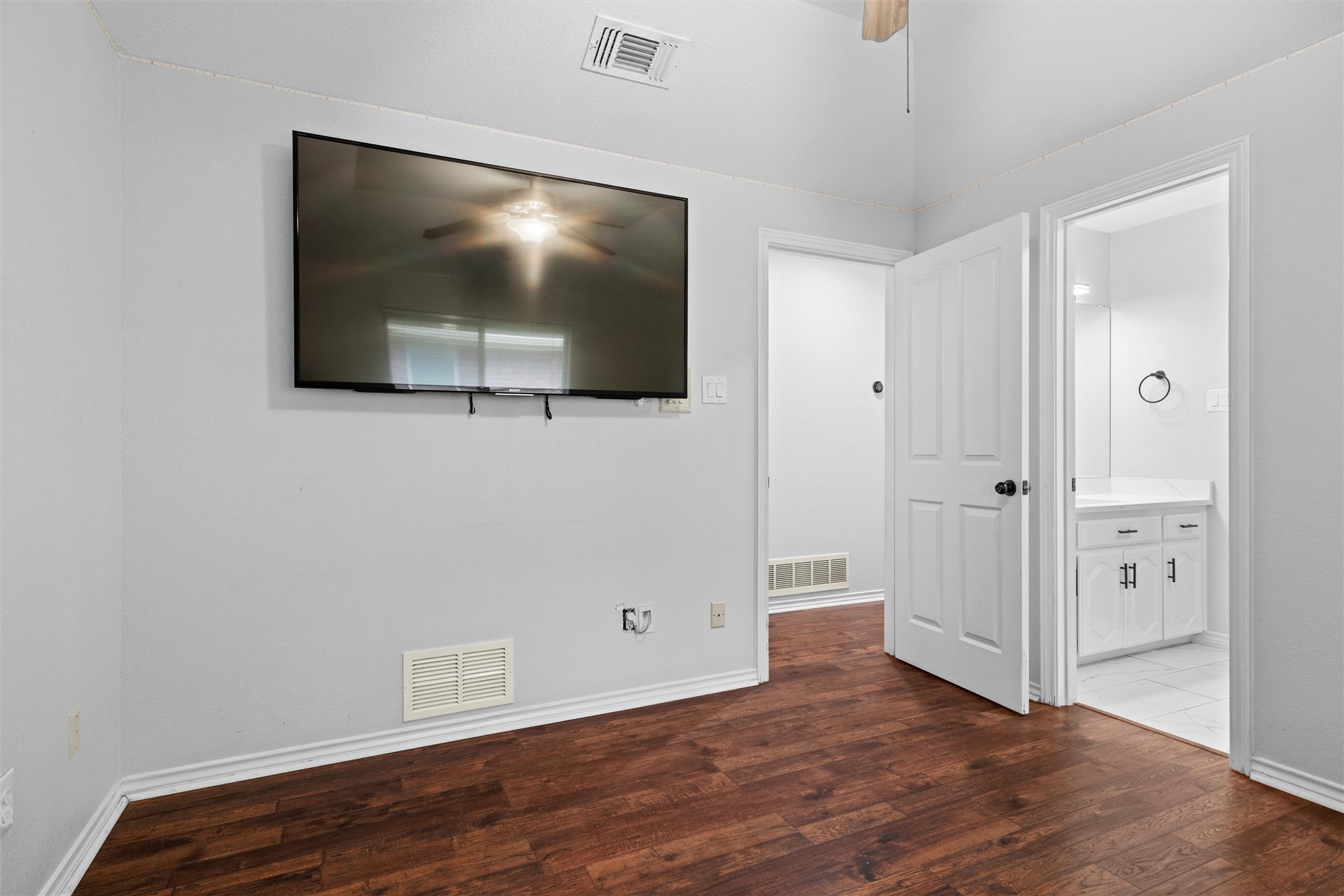 1429 Nettleton Drive Desoto TX 75115