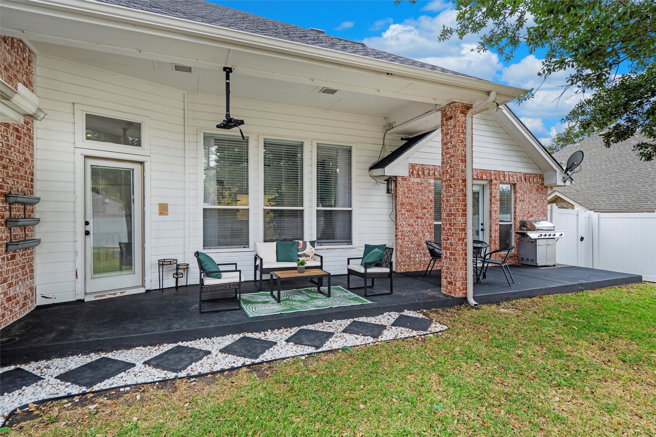 1429 Nettleton Drive Desoto TX 75115