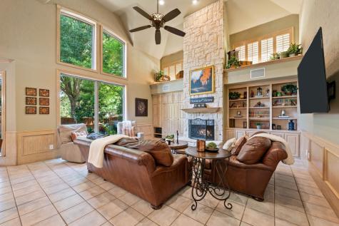 2706 Red Oak Court W Colleyville TX 76034