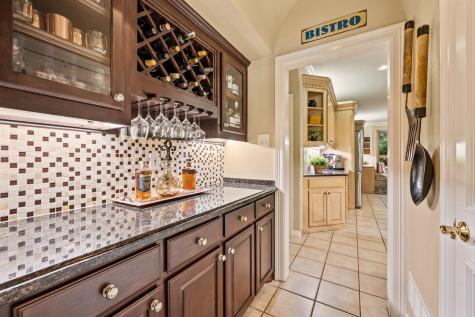 2706 Red Oak Court W Colleyville TX 76034