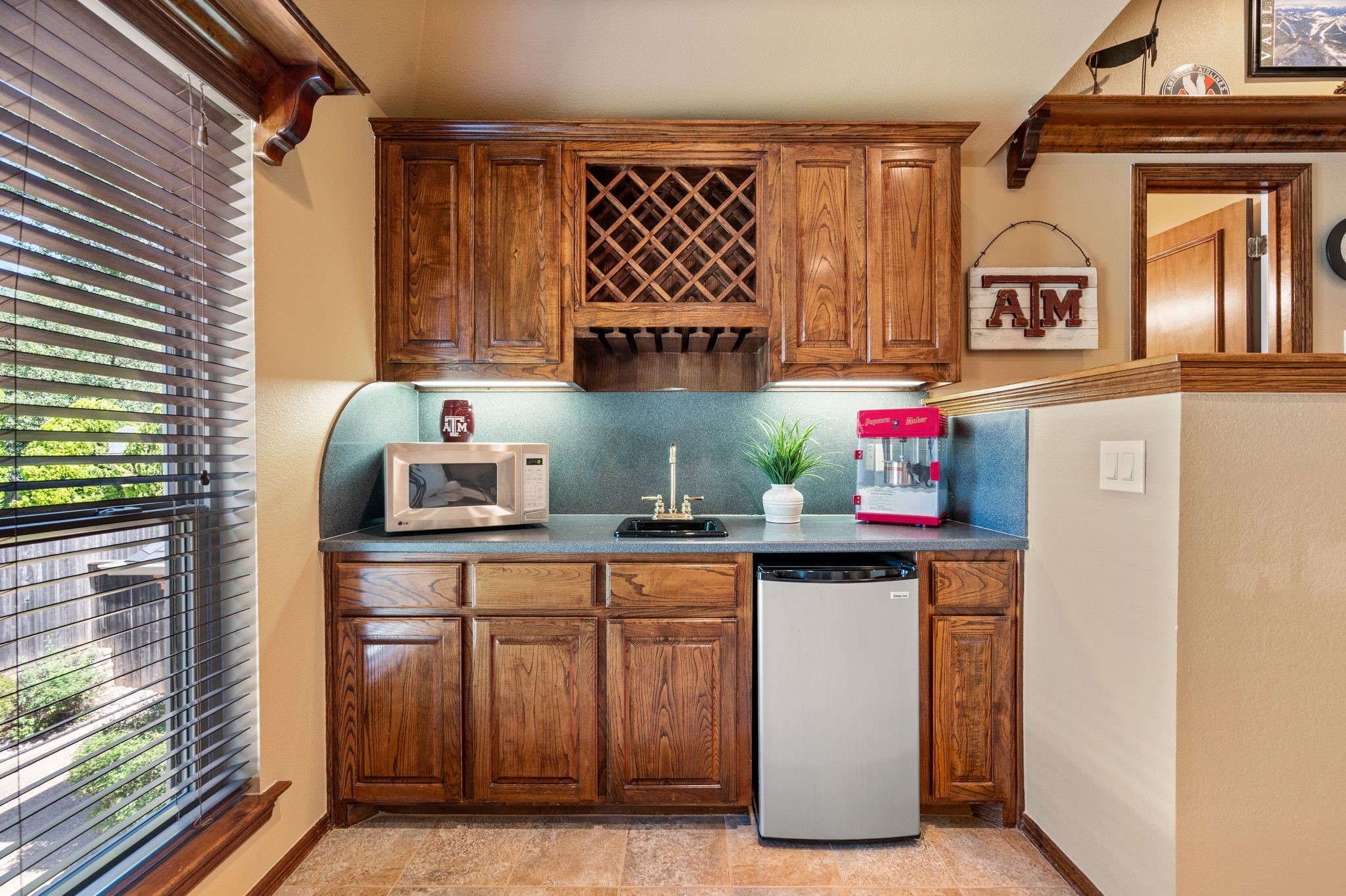 2706 Red Oak Court W Colleyville TX 76034