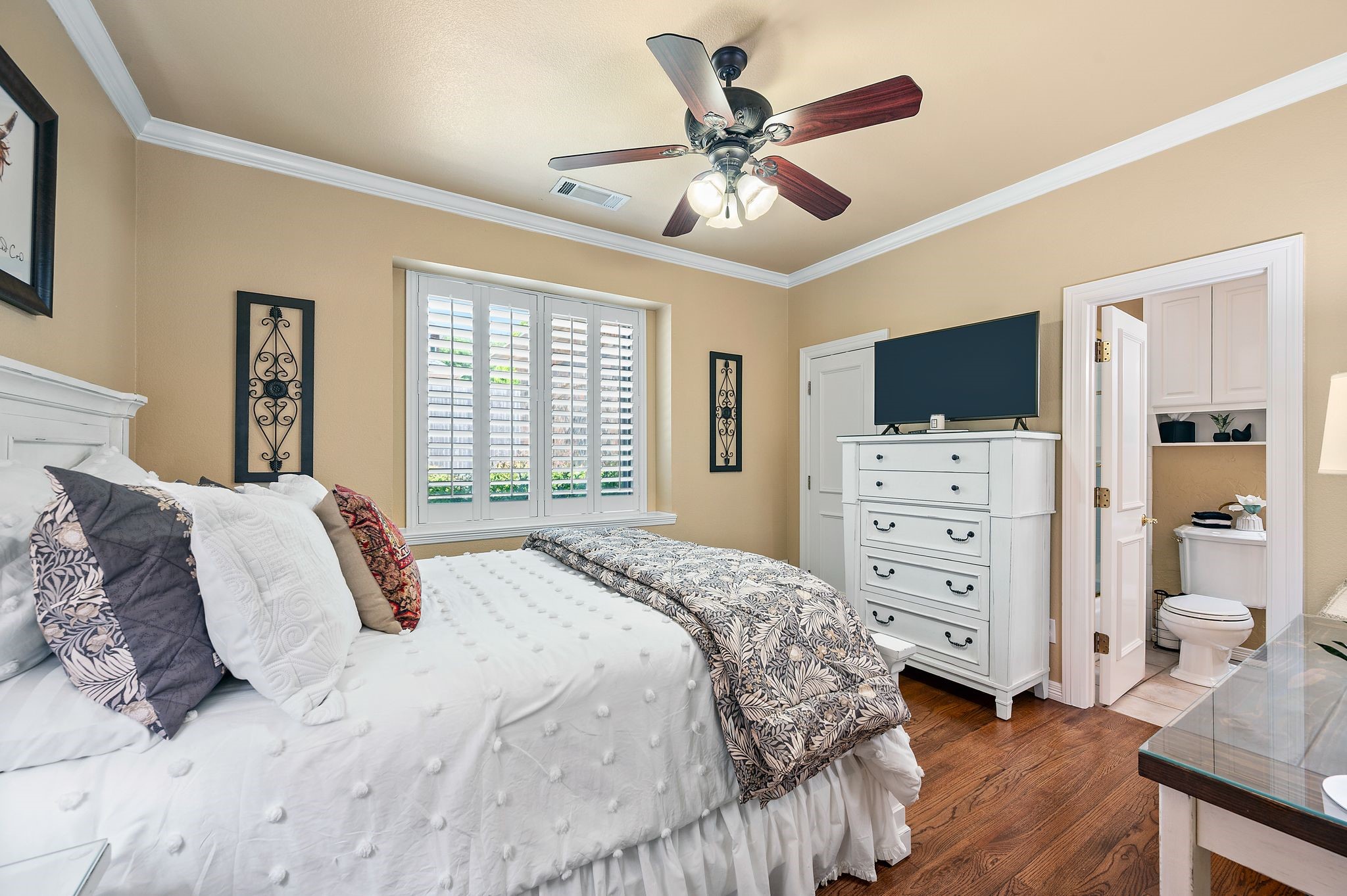 2706 Red Oak Court W Colleyville TX 76034