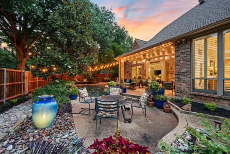 2706 Red Oak Court W Colleyville TX 76034