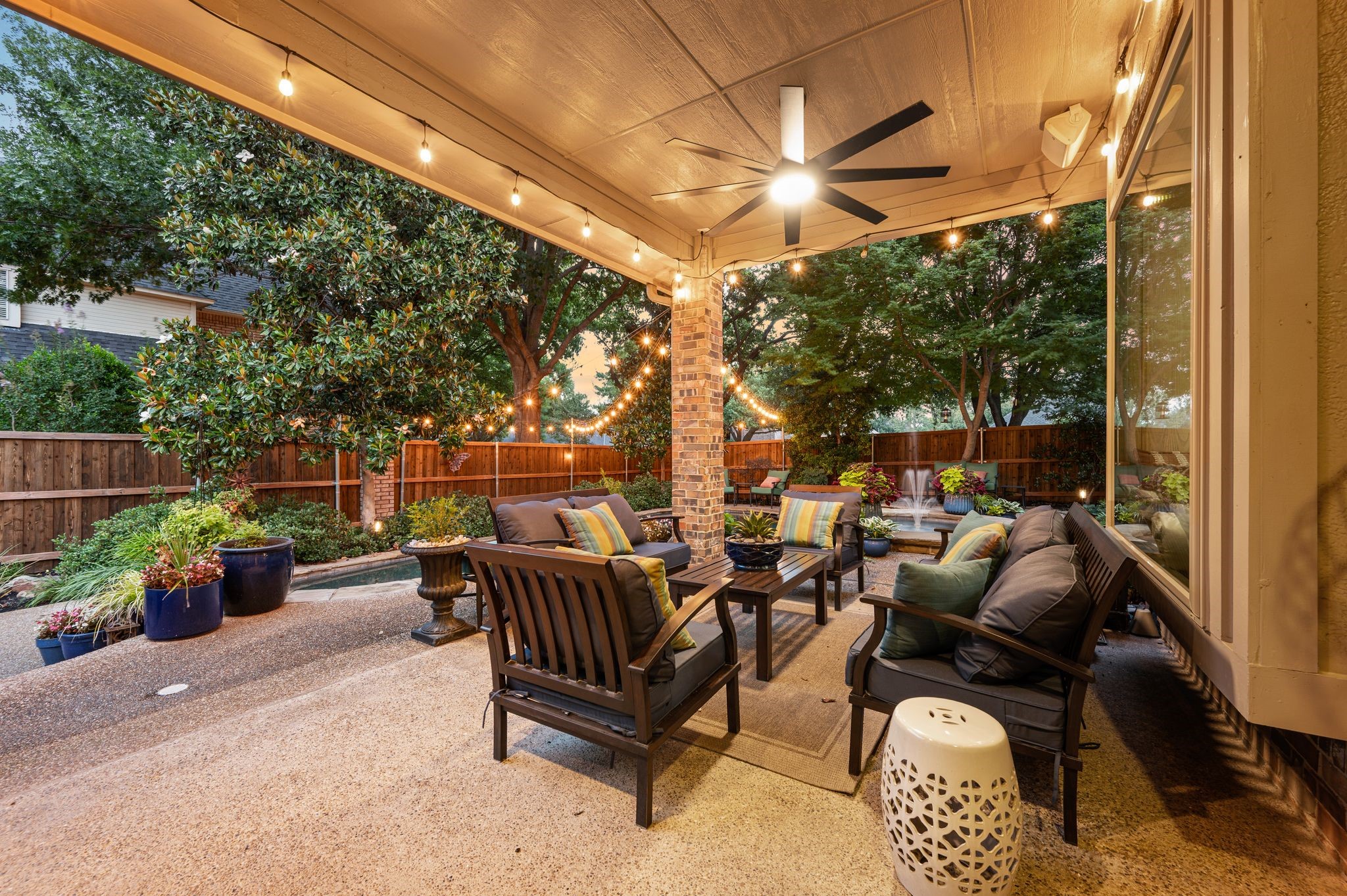 2706 Red Oak Court W Colleyville TX 76034