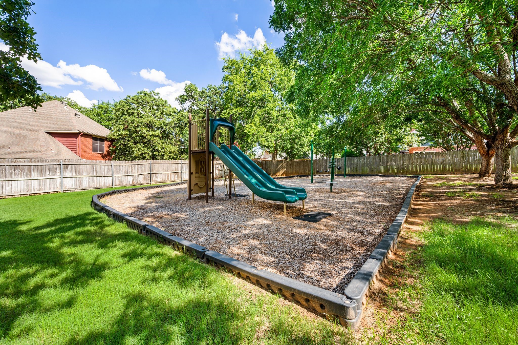 2706 Red Oak Court W Colleyville TX 76034