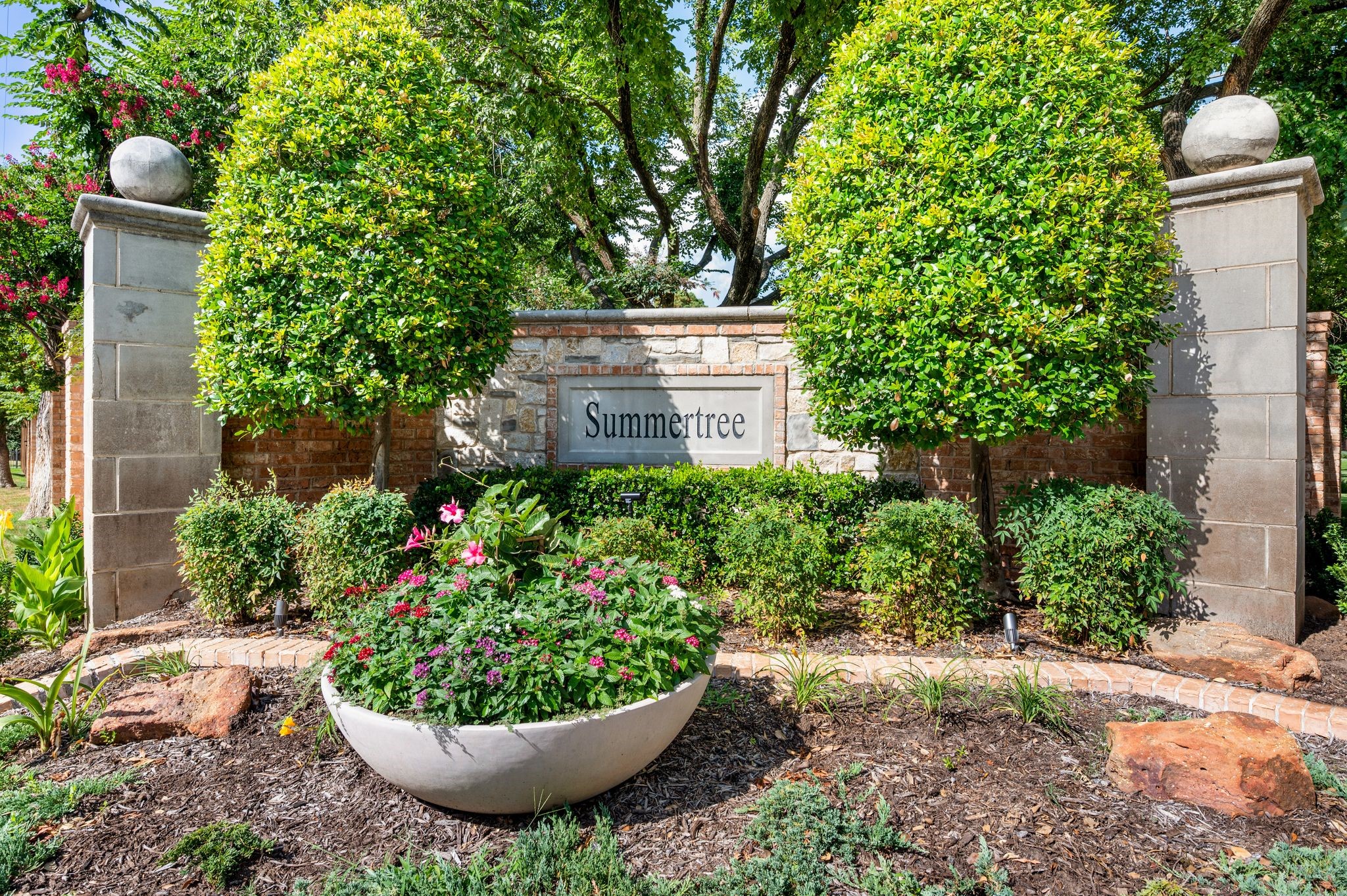 2706 Red Oak Court W Colleyville TX 76034