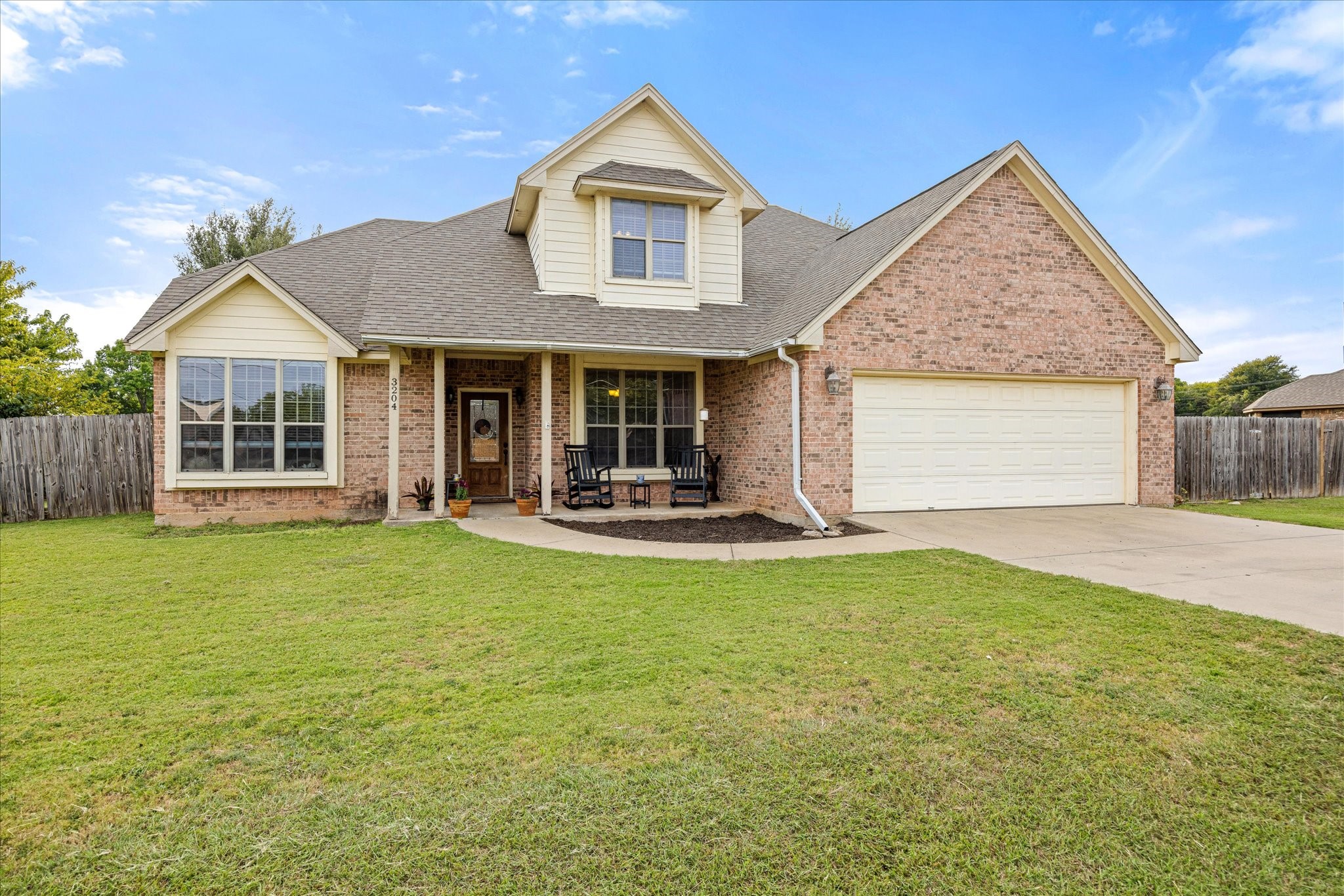 3204 Bowie Street Granbury TX 76049