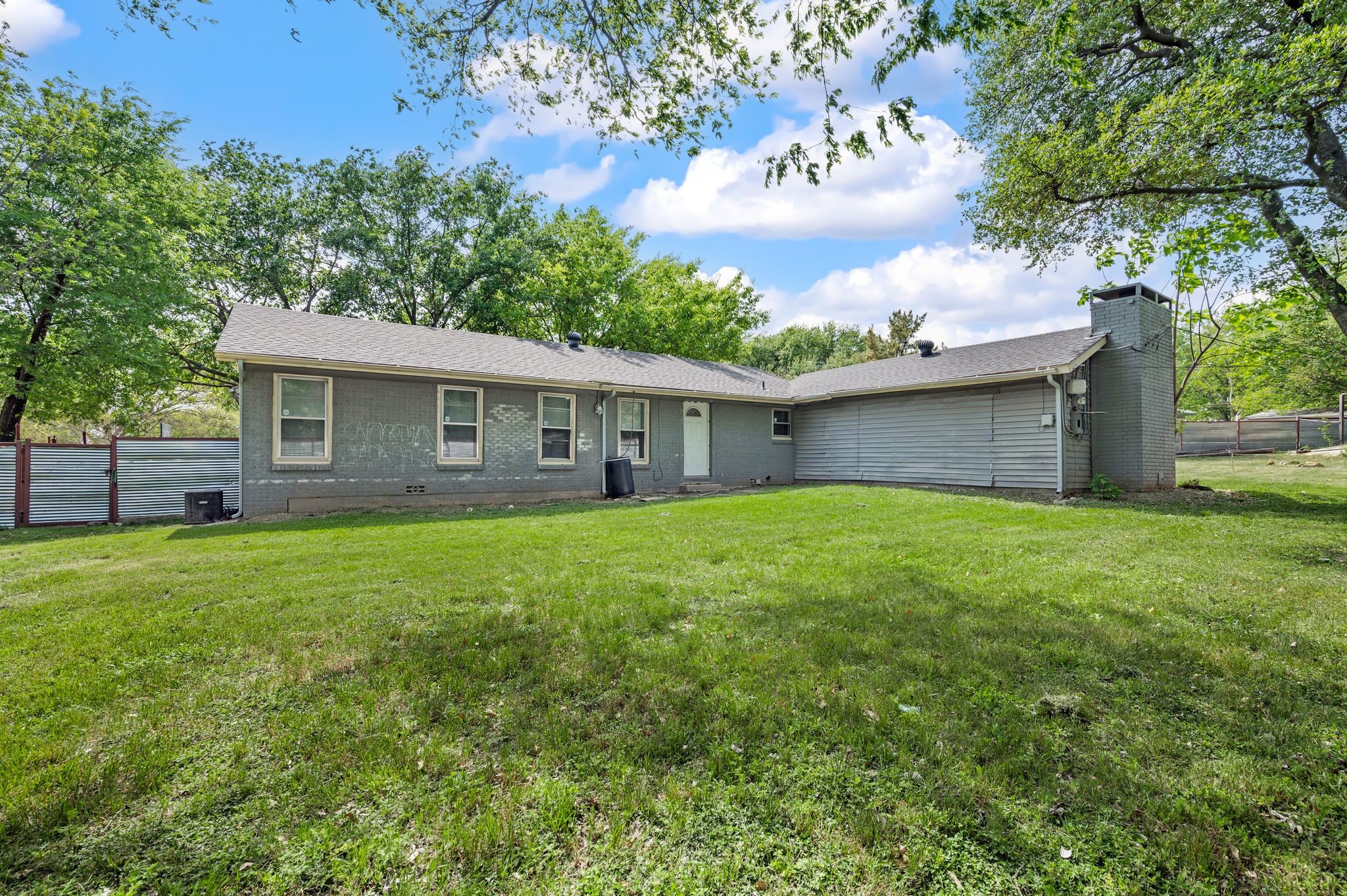 3154 Chamness Court Haltom City TX 76117