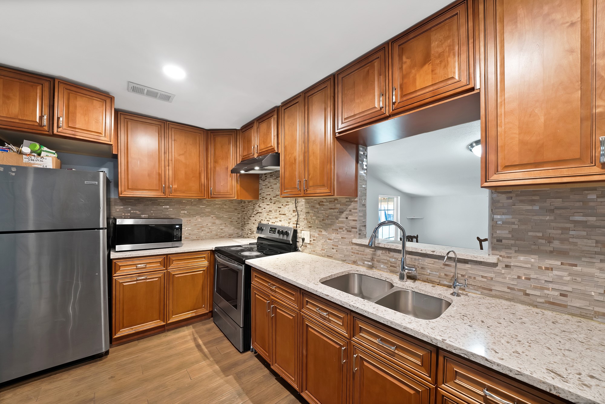 1801 Rayburn Avenue Mesquite TX 75149