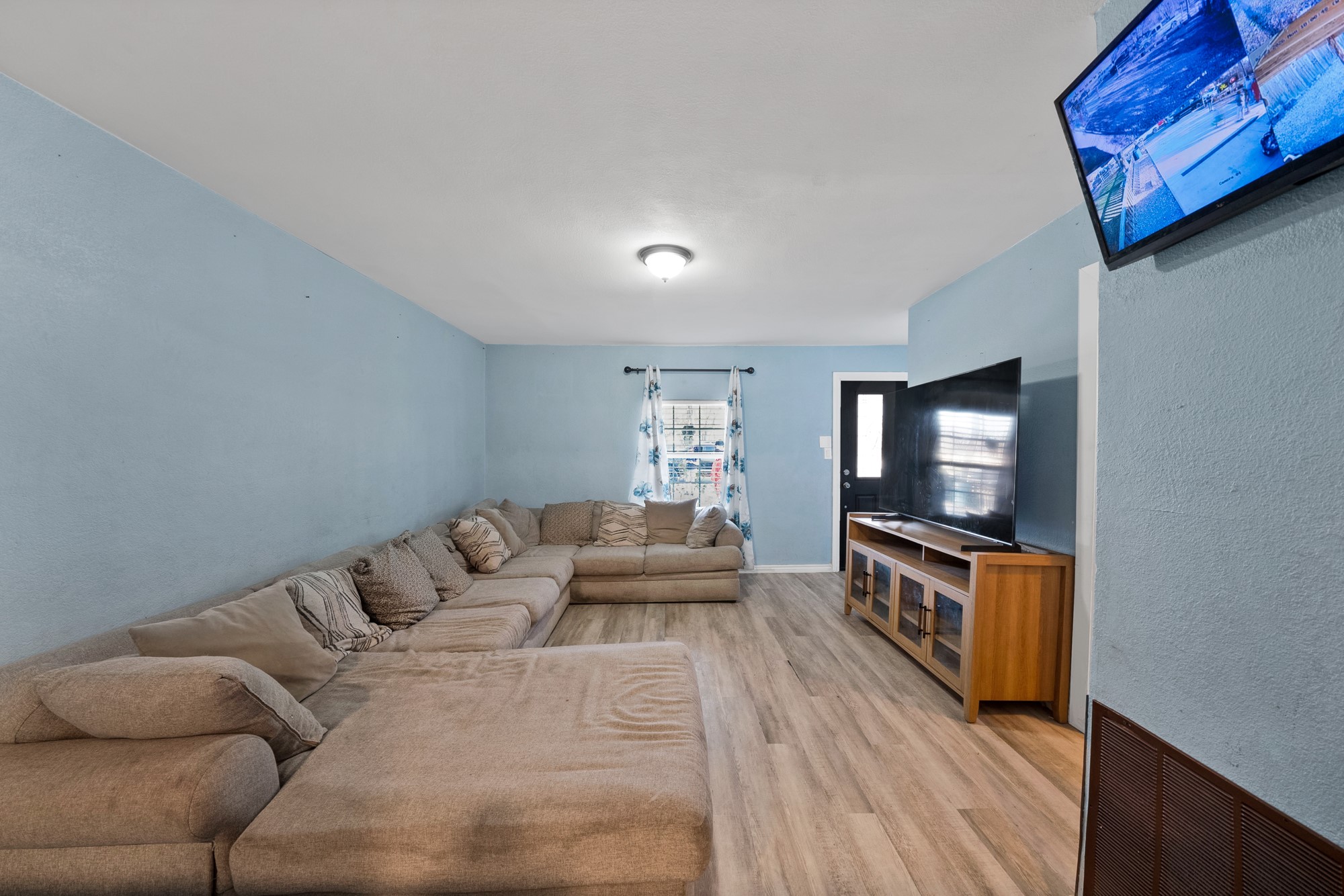 1801 Rayburn Avenue Mesquite TX 75149