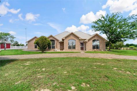 2121 Farm Road 1500 Sumner TX 75486