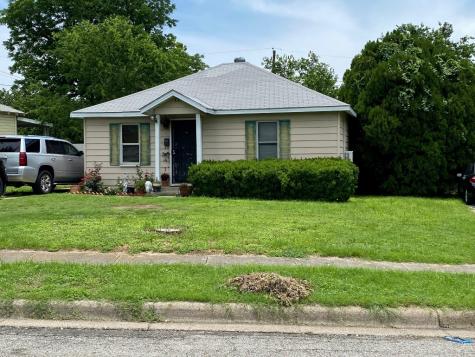 2920 N Houston Street Fort Worth TX 76106