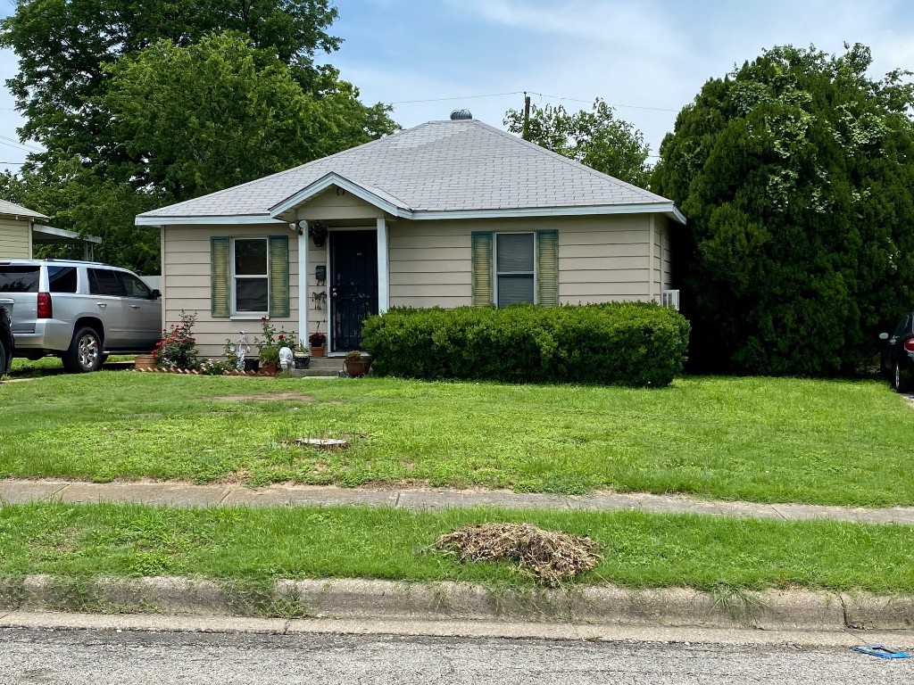 2920 N Houston Street Fort Worth TX 76106