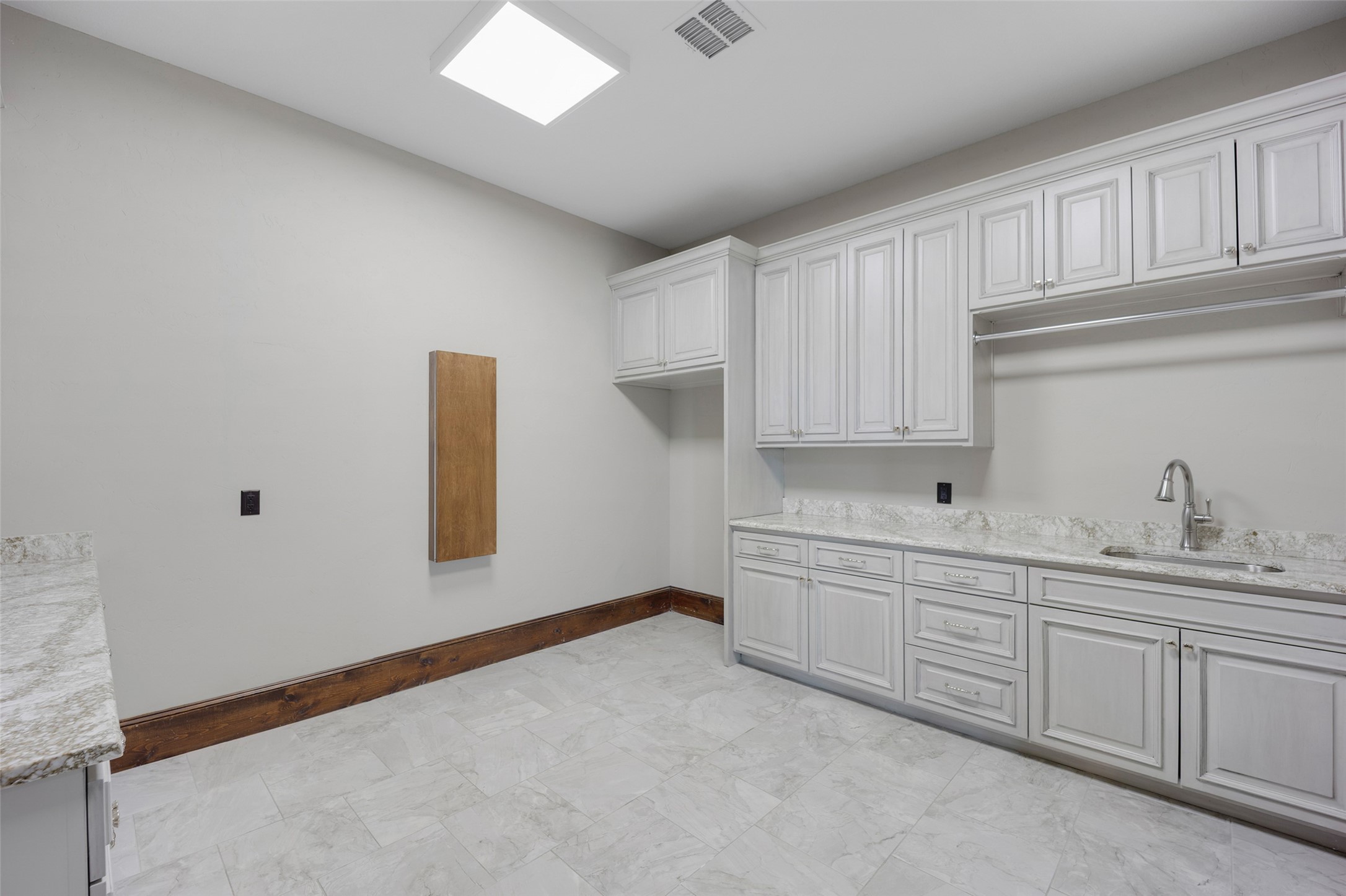 353 County Road 2510 Decatur TX 76234