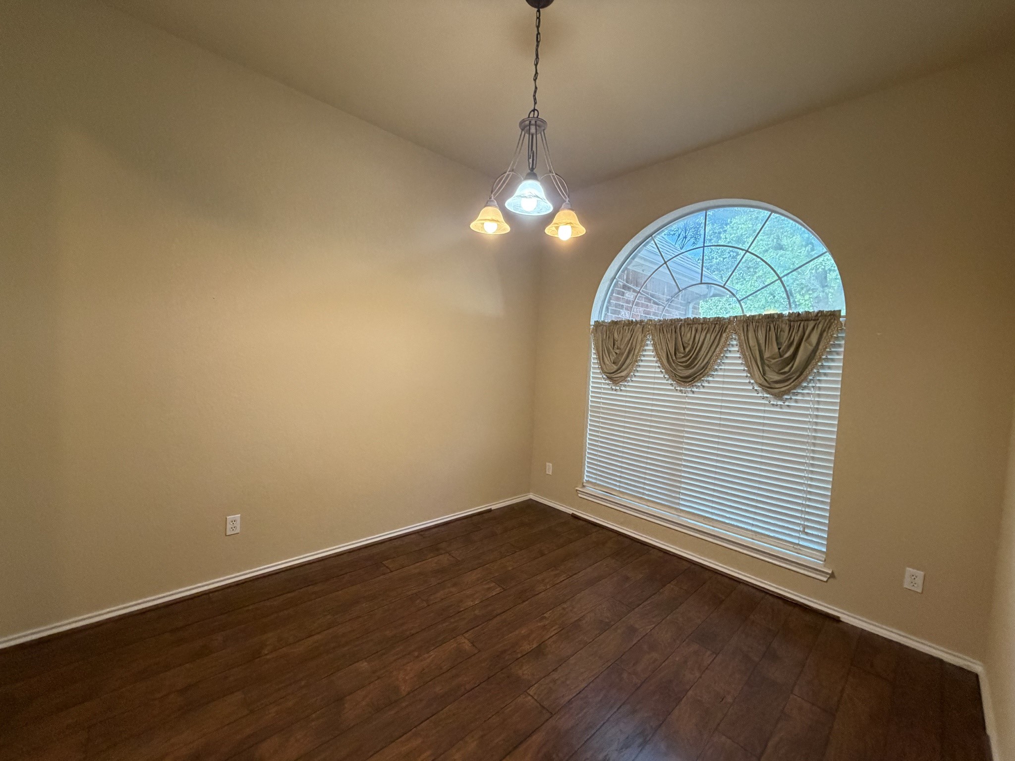 6030 Bentwood Drive Midlothian TX 76065