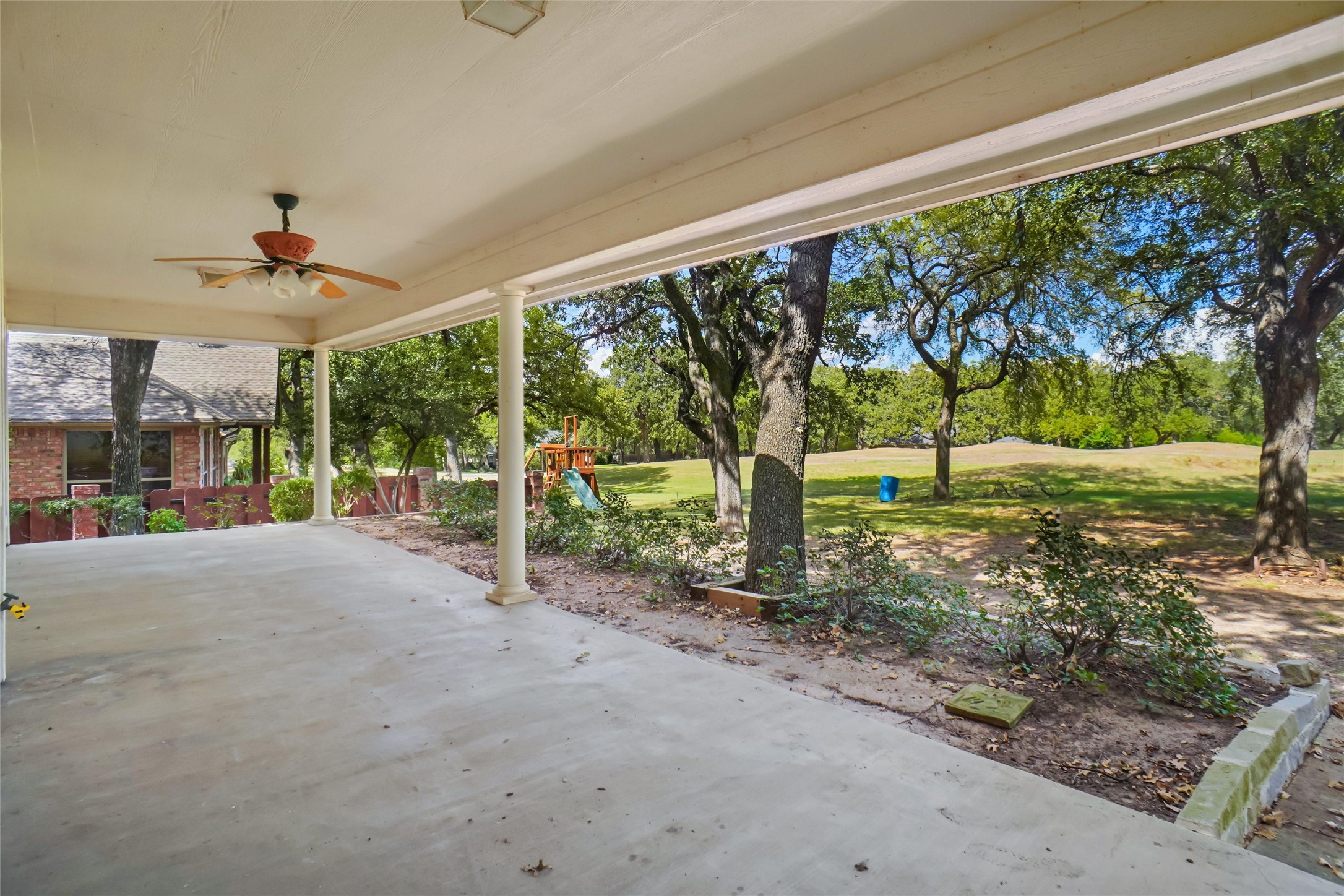 424 Half Moon Way Runaway Bay TX 76426