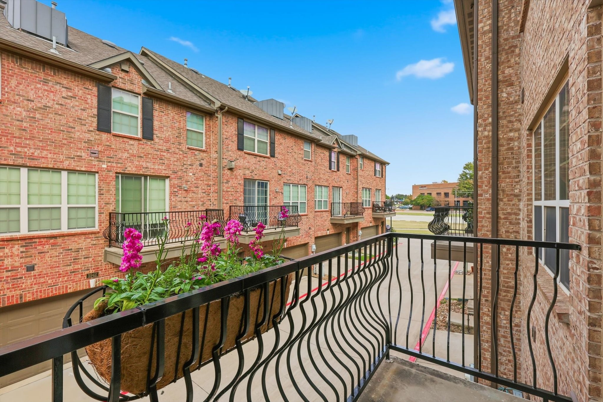 3941 Asbury Lane Addison TX 75001