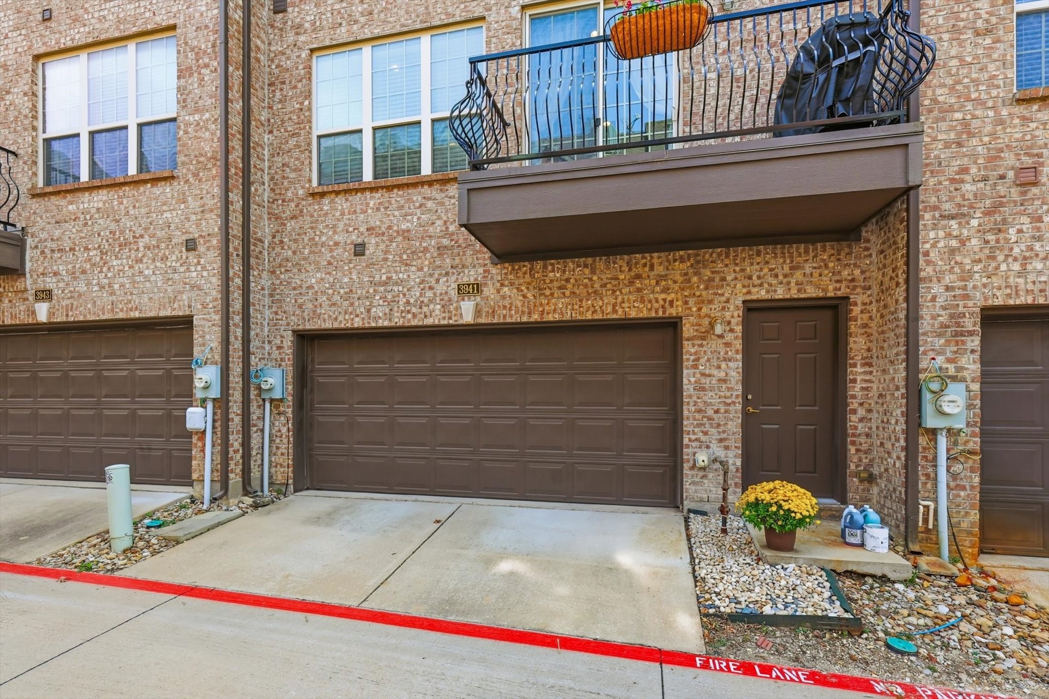 3941 Asbury Lane Addison TX 75001