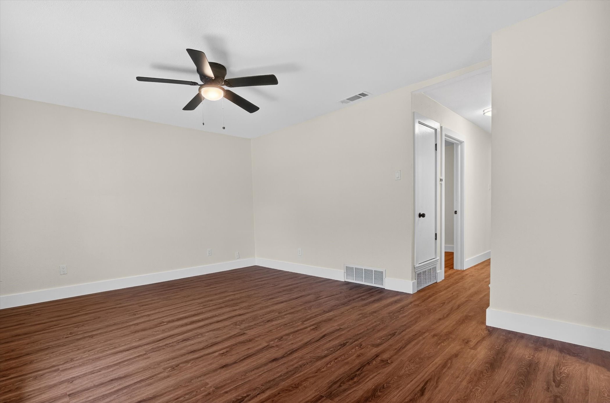 12415 Kleberg Road Dallas TX 75253