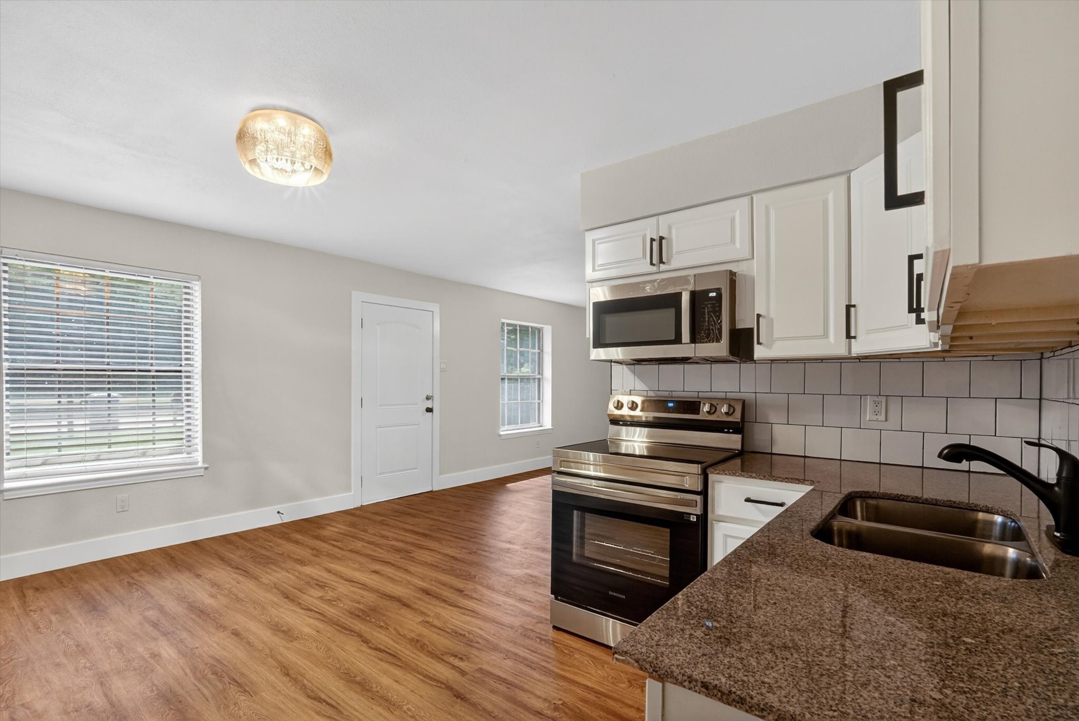 12415 Kleberg Road Dallas TX 75253