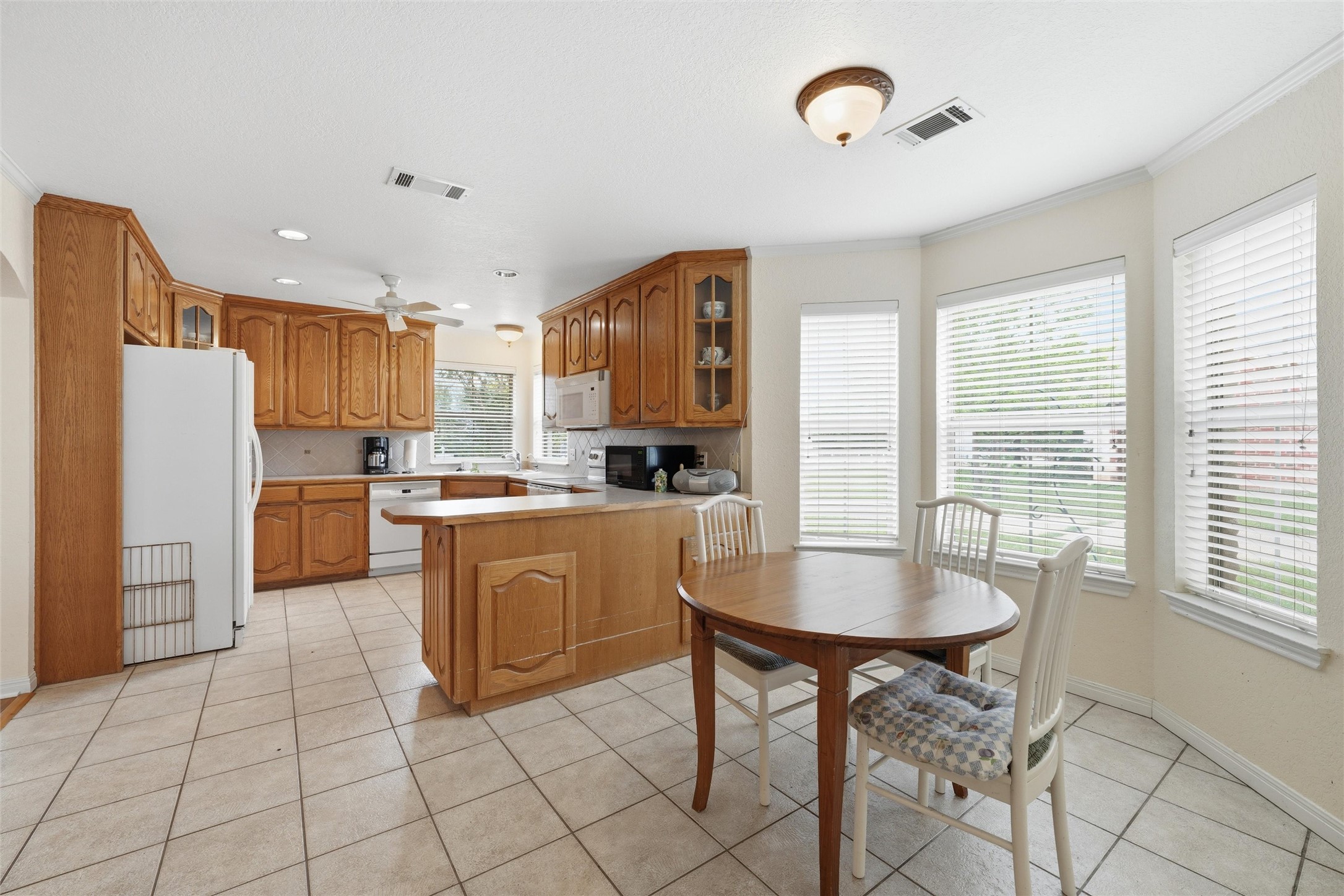 1681 W Tate Avenue Robinson TX 76706