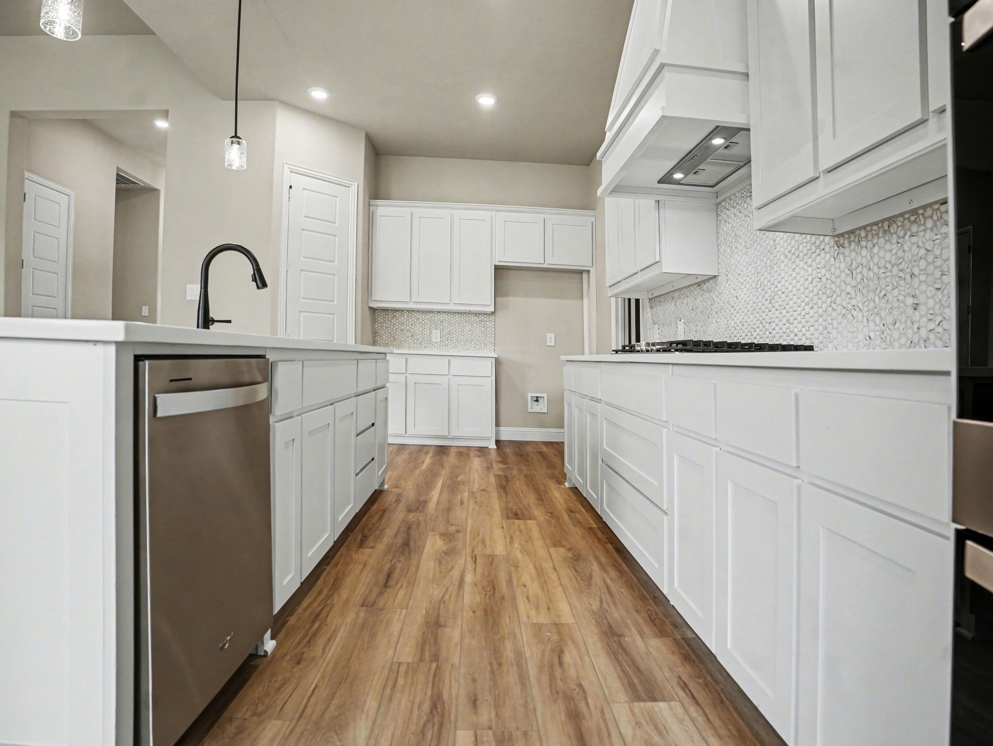 6830 Southrock Drive Midlothian TX 76065