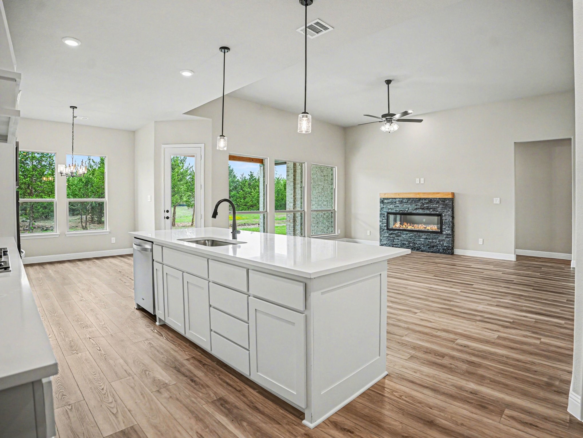 6830 Southrock Drive Midlothian TX 76065
