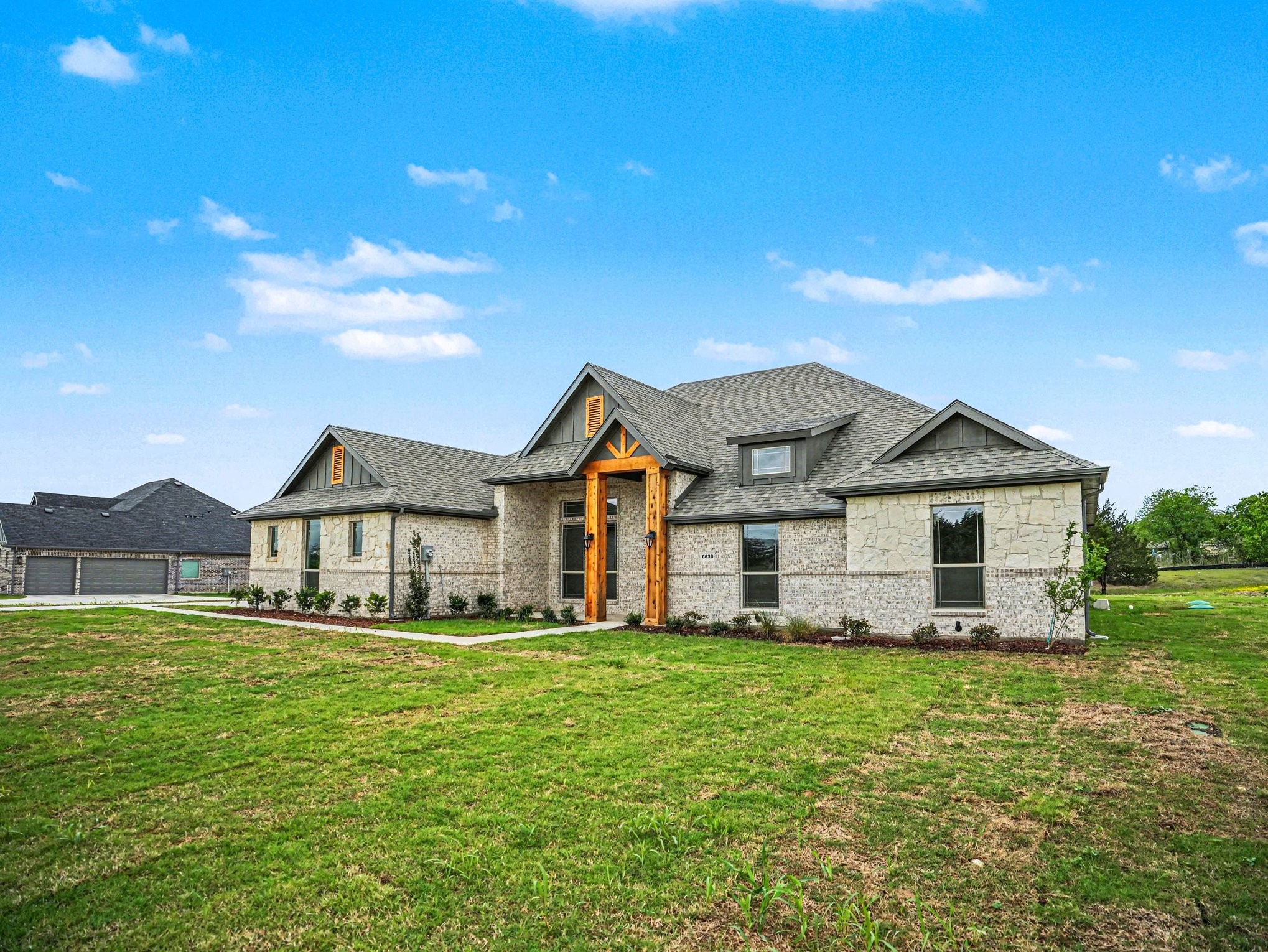 6830 Southrock Drive Midlothian TX 76065