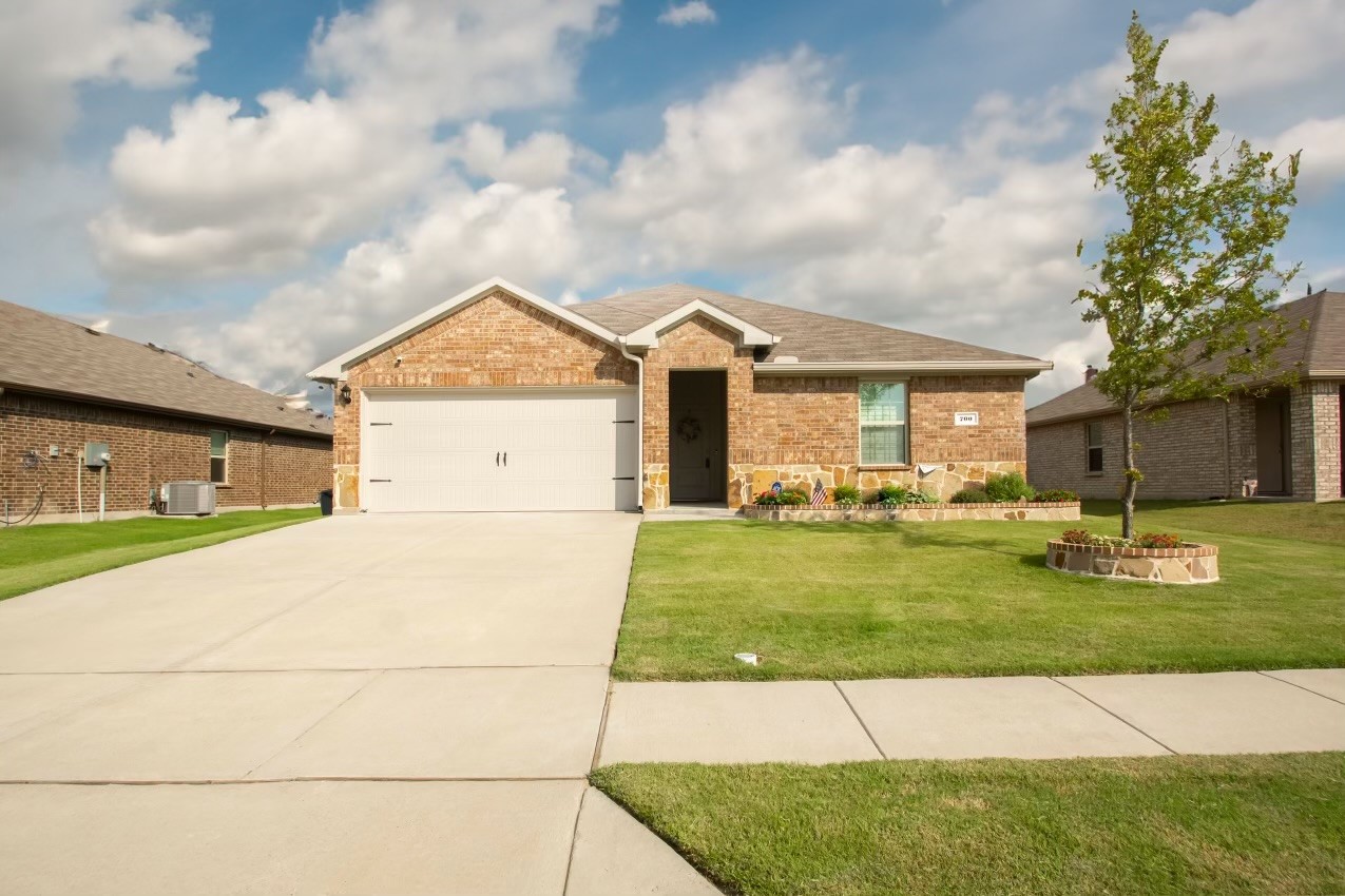 700 Windrow Drive Royse City TX 75189