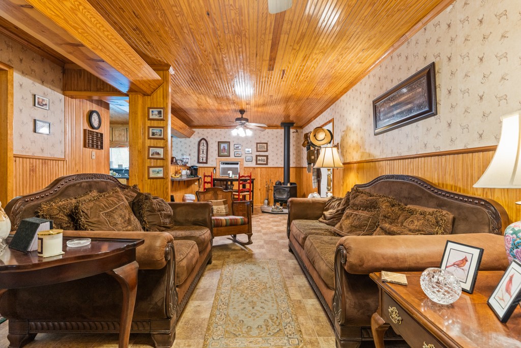 130 & 154 Pr 3331 Big Sandy TX 75755