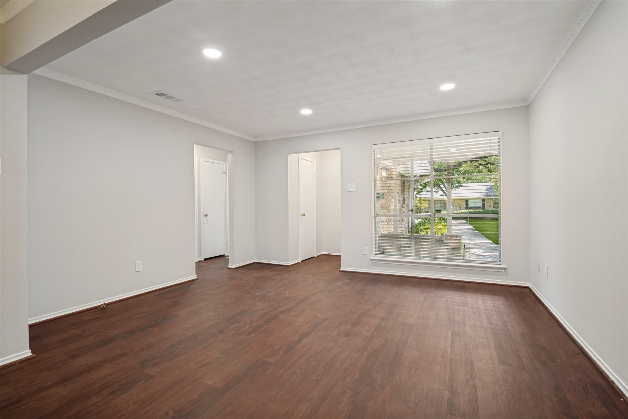 7003 Kingsbury Drive Dallas TX 75231