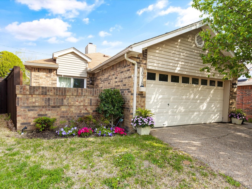 10718 Tall Oak Drive Fort Worth TX 76108