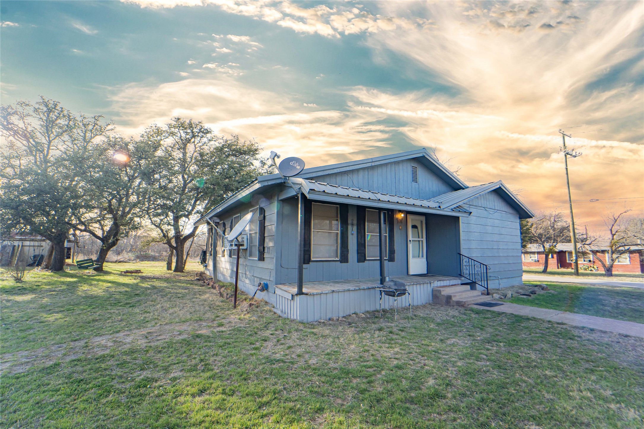901 S Miller Street Breckenridge TX 76424