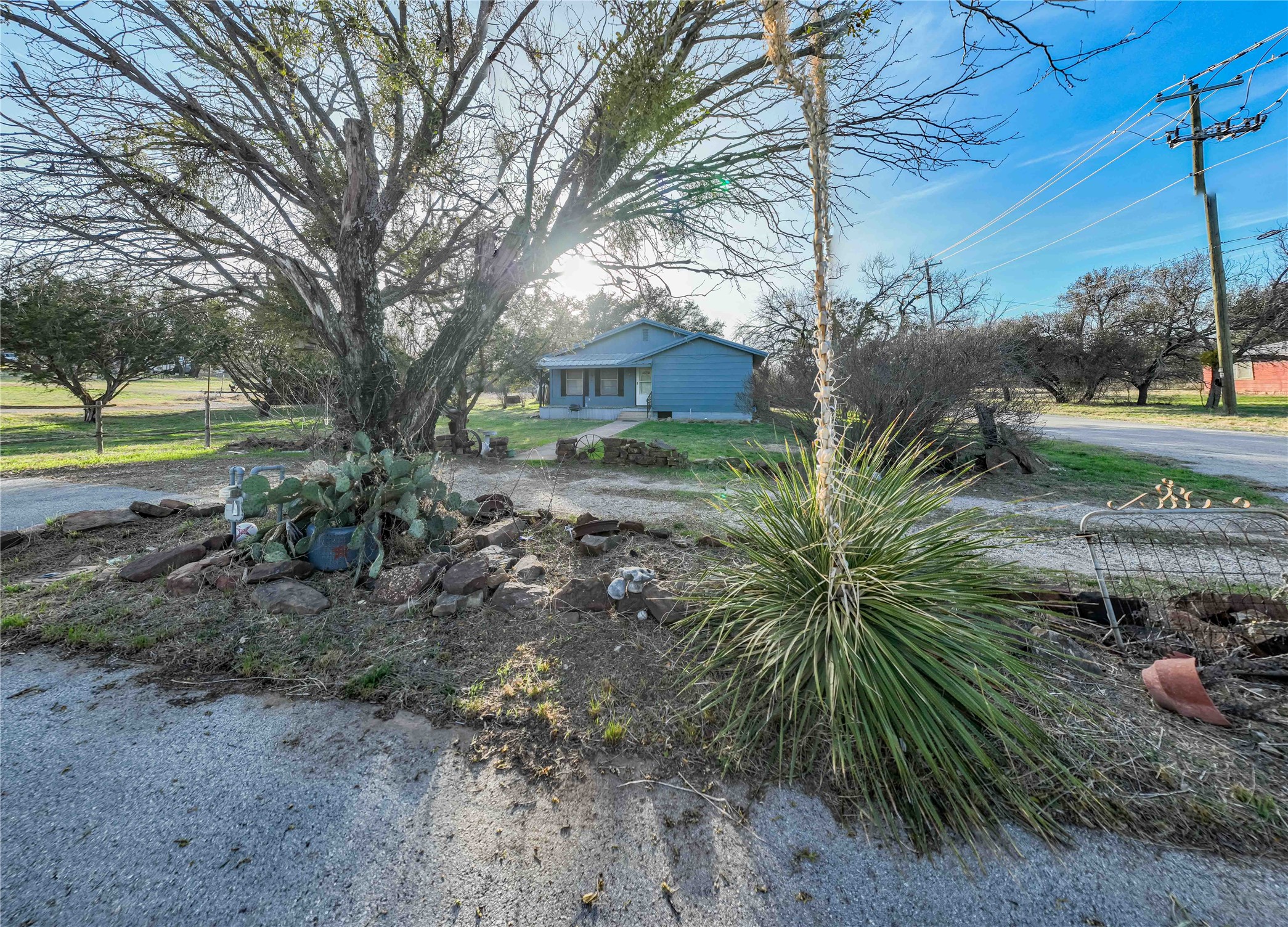 901 S Miller Street Breckenridge TX 76424