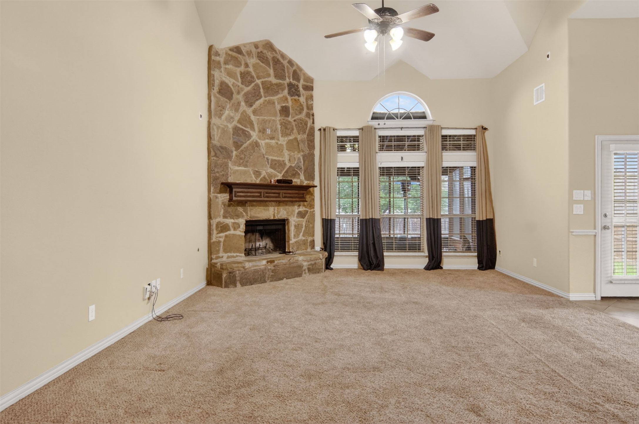6132 Falls Lake Road Fort Worth TX 76179