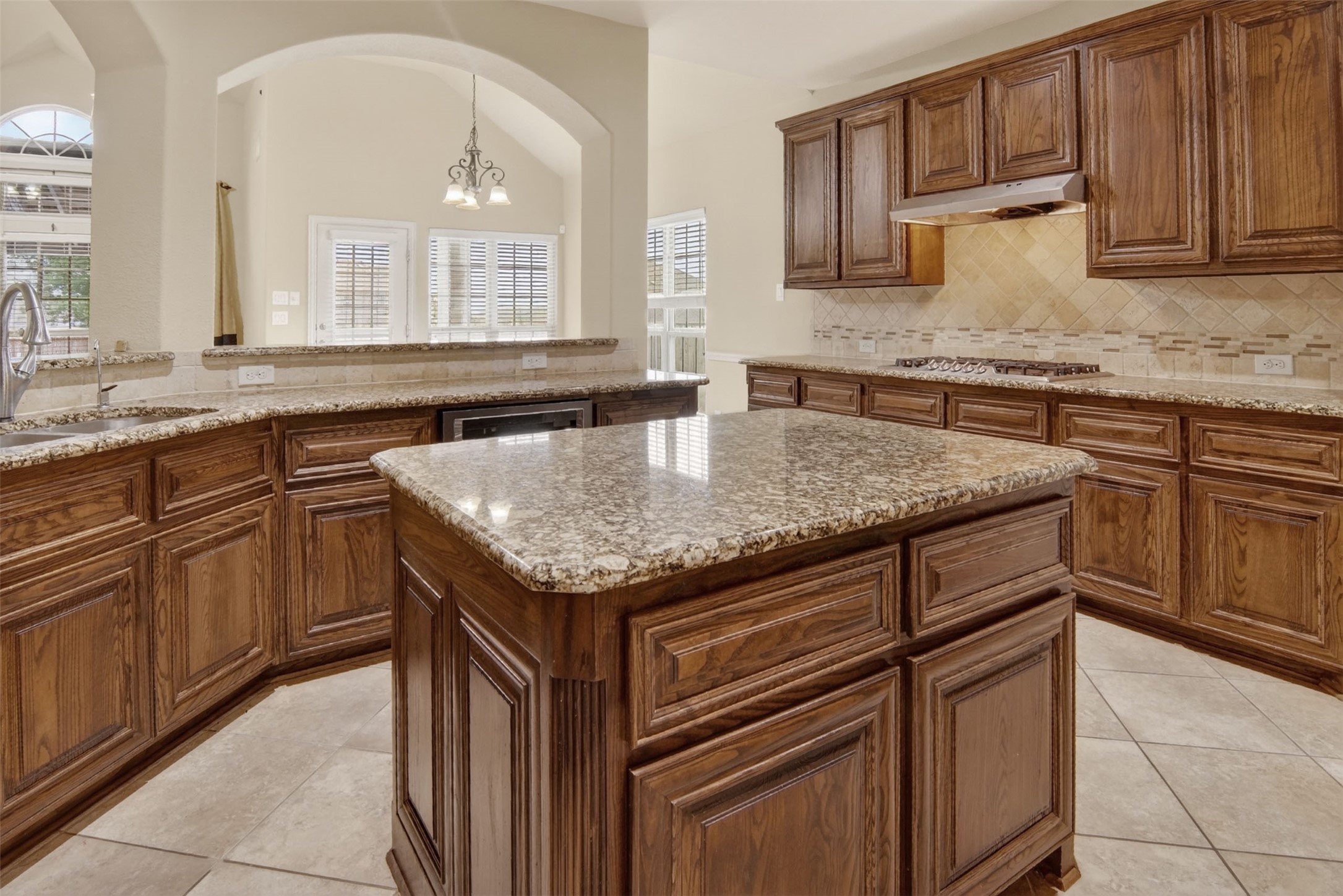 6132 Falls Lake Road Fort Worth TX 76179