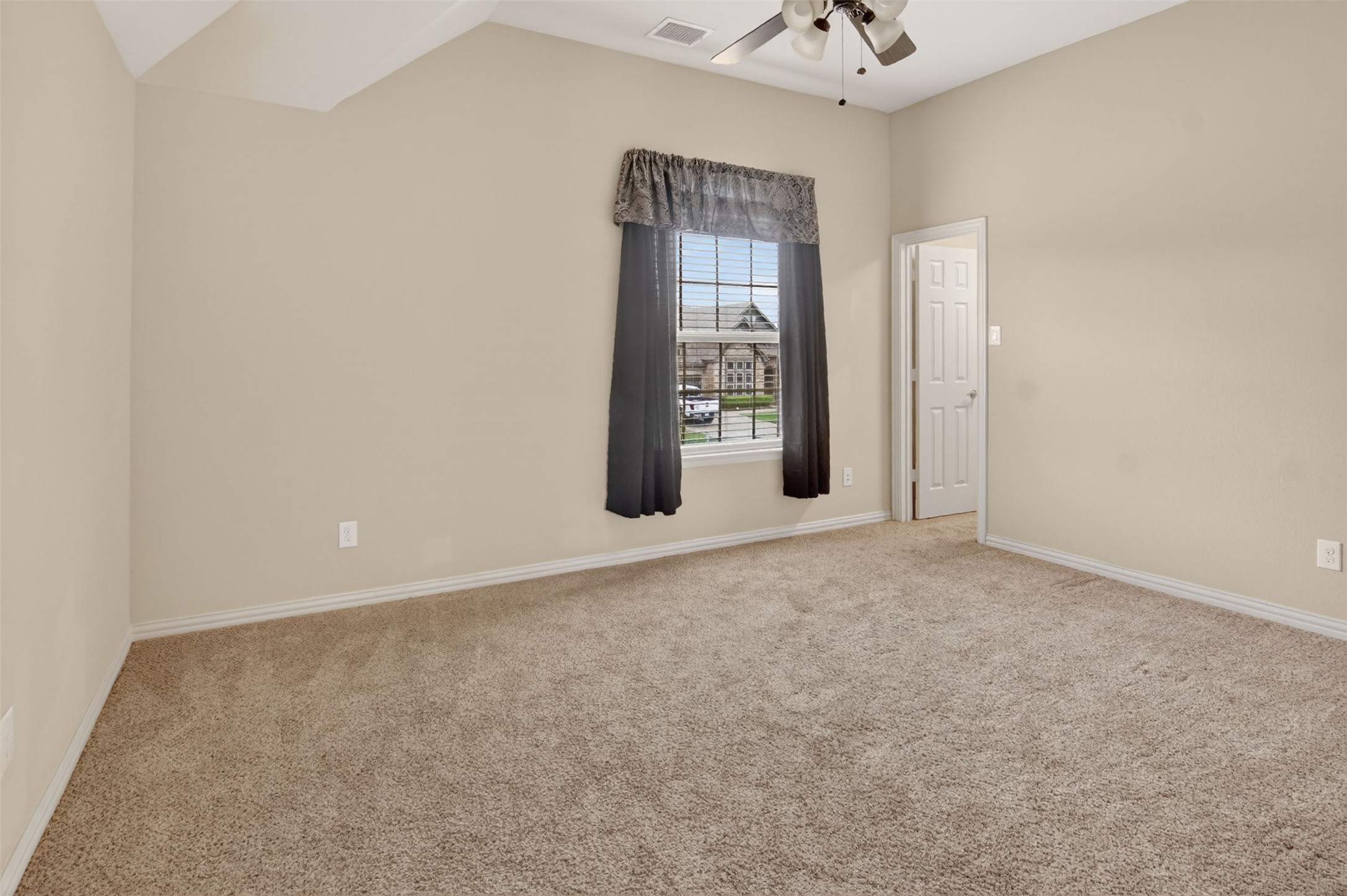 6132 Falls Lake Road Fort Worth TX 76179