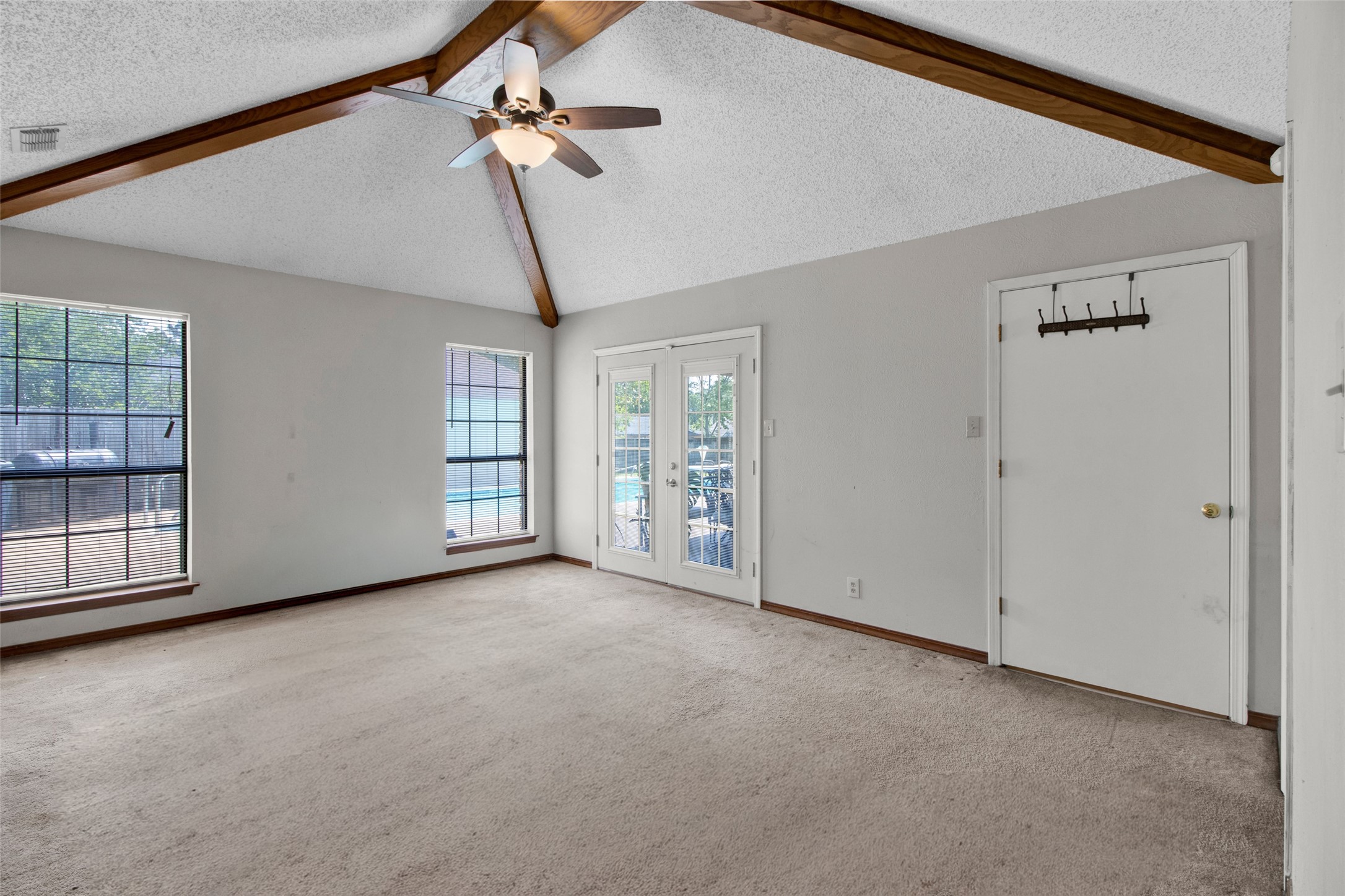 902 Kingsbury Court Longview TX 75604