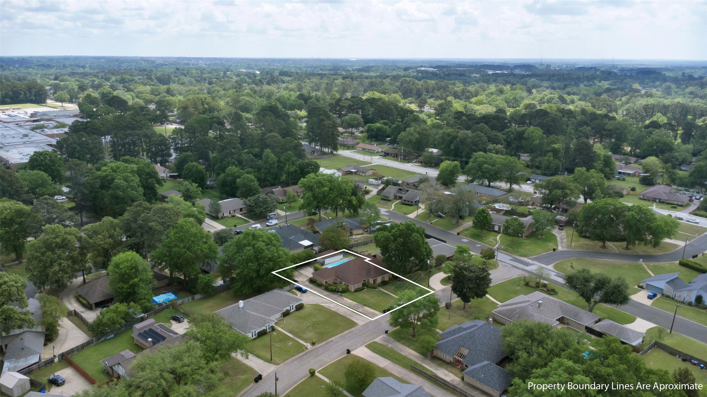 902 Kingsbury Court Longview TX 75604