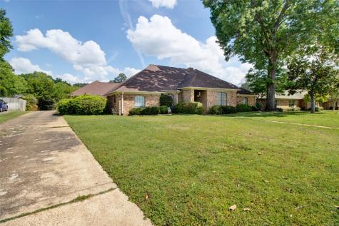 902 Kingsbury Court Longview TX 75604