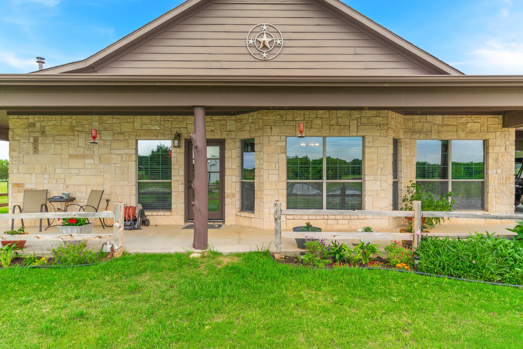 289 Blackjack Road Valley View TX 76272