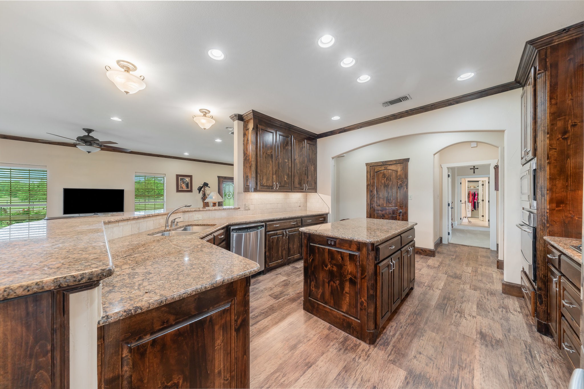 289 Blackjack Road Valley View TX 76272