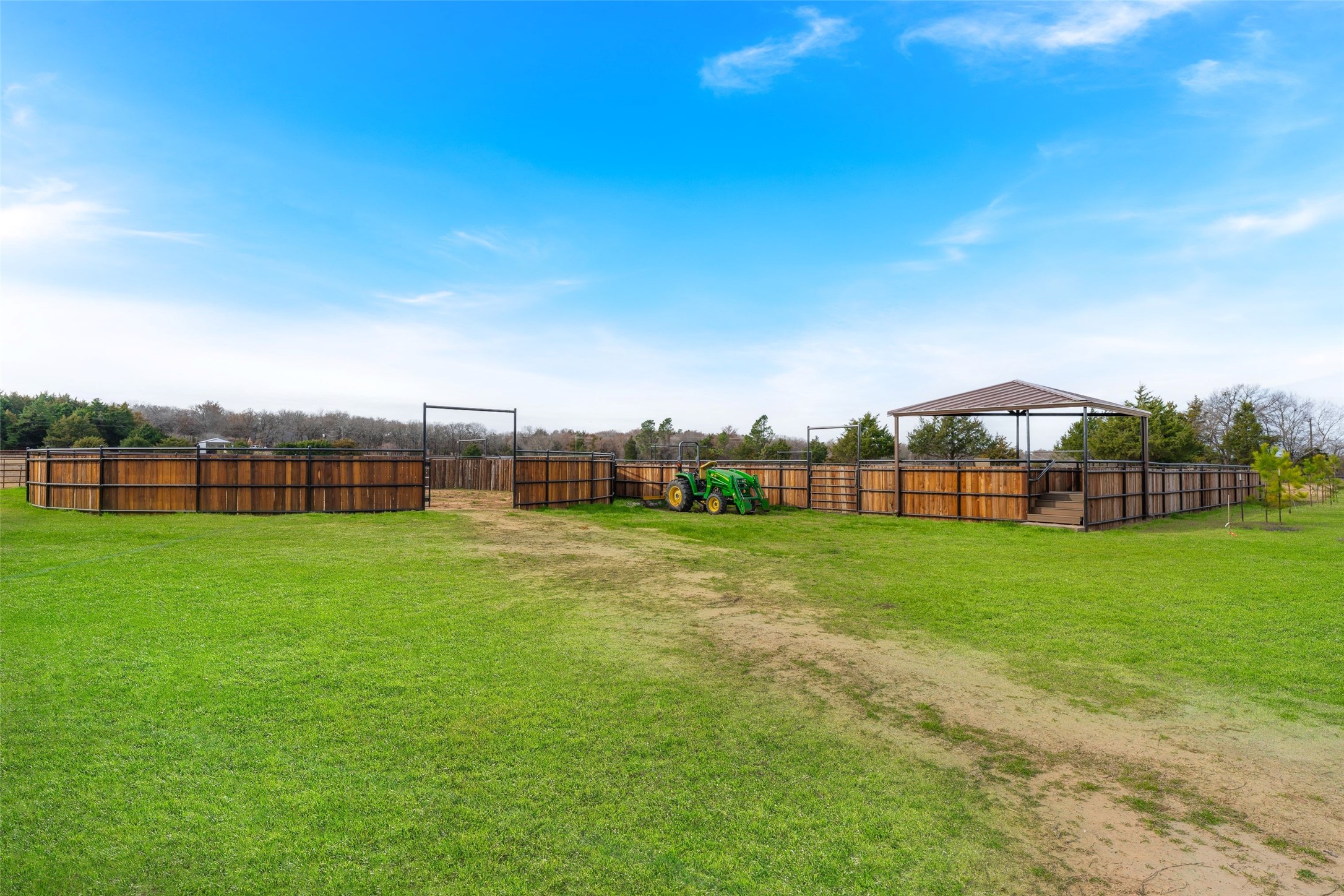 289 Blackjack Road Valley View TX 76272