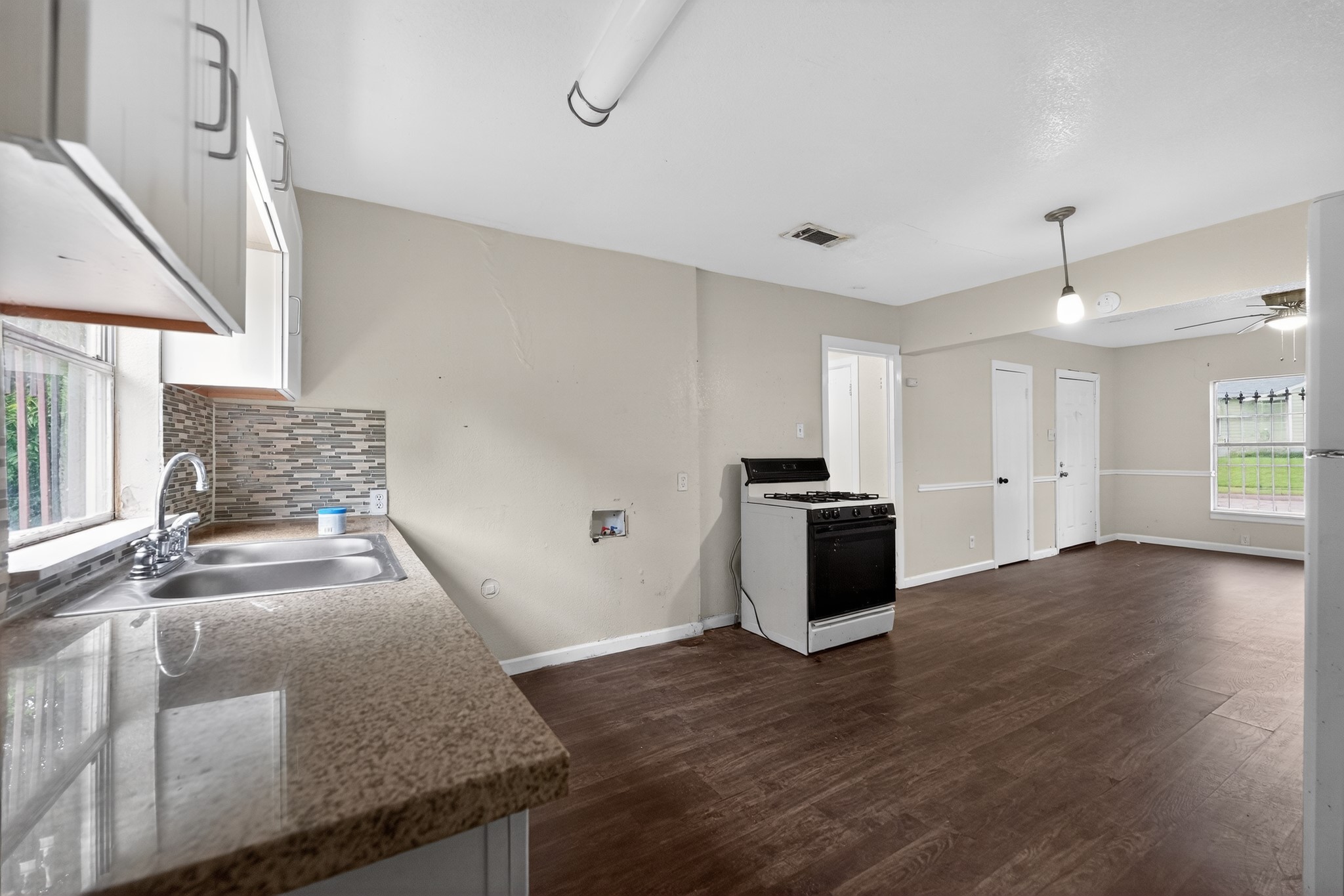 3102 Kellogg Avenue Dallas TX 75216