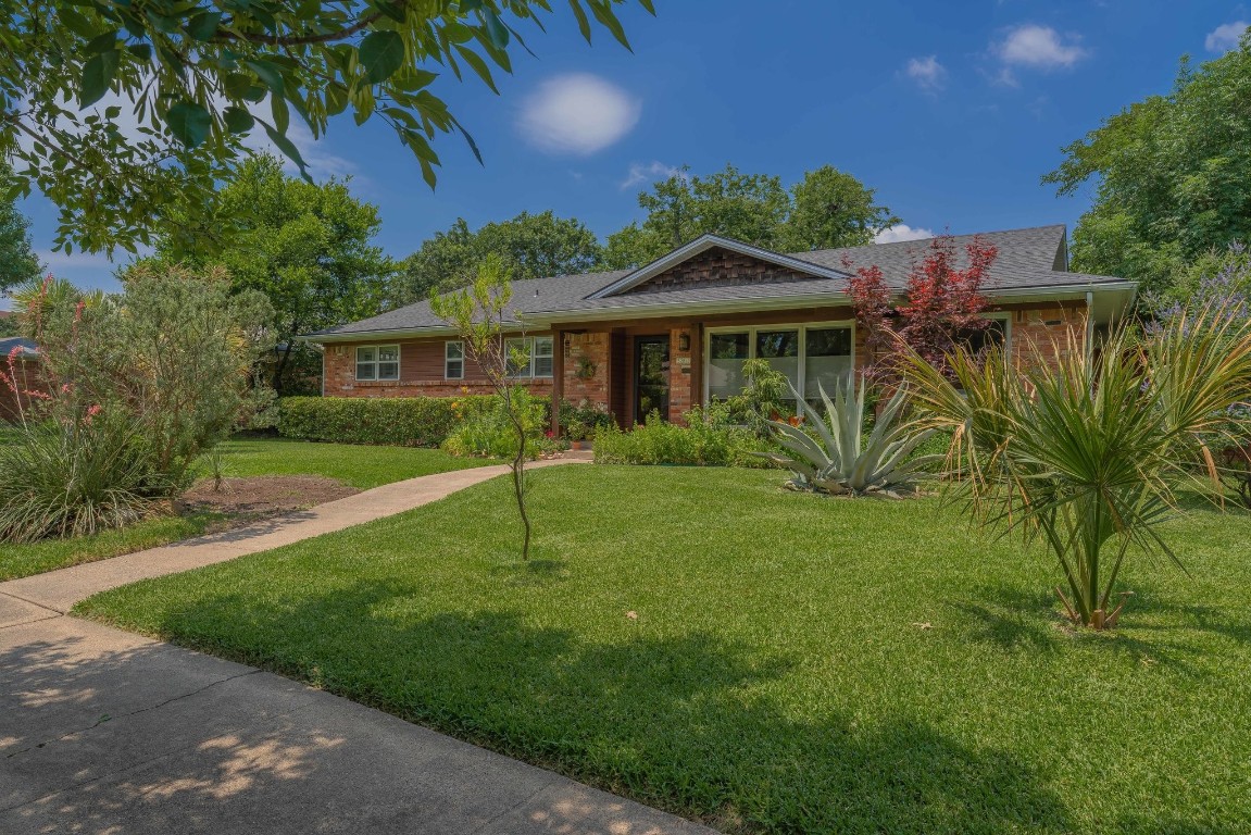 5819 Elm Lawn Street Dallas TX 75228