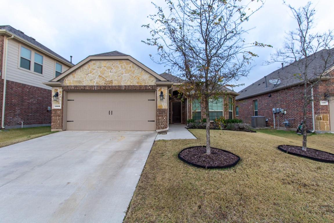 1223 Elizabeth Street Anna TX 75409