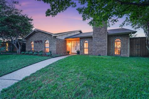 2713 Esquire Lane Garland TX 75044
